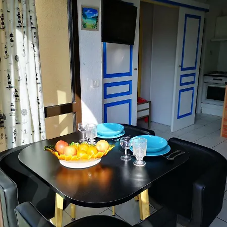 Mas De La Apartment *